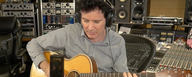 Warren Huart records acoustic guitar with the LCT 240 PRO microphone